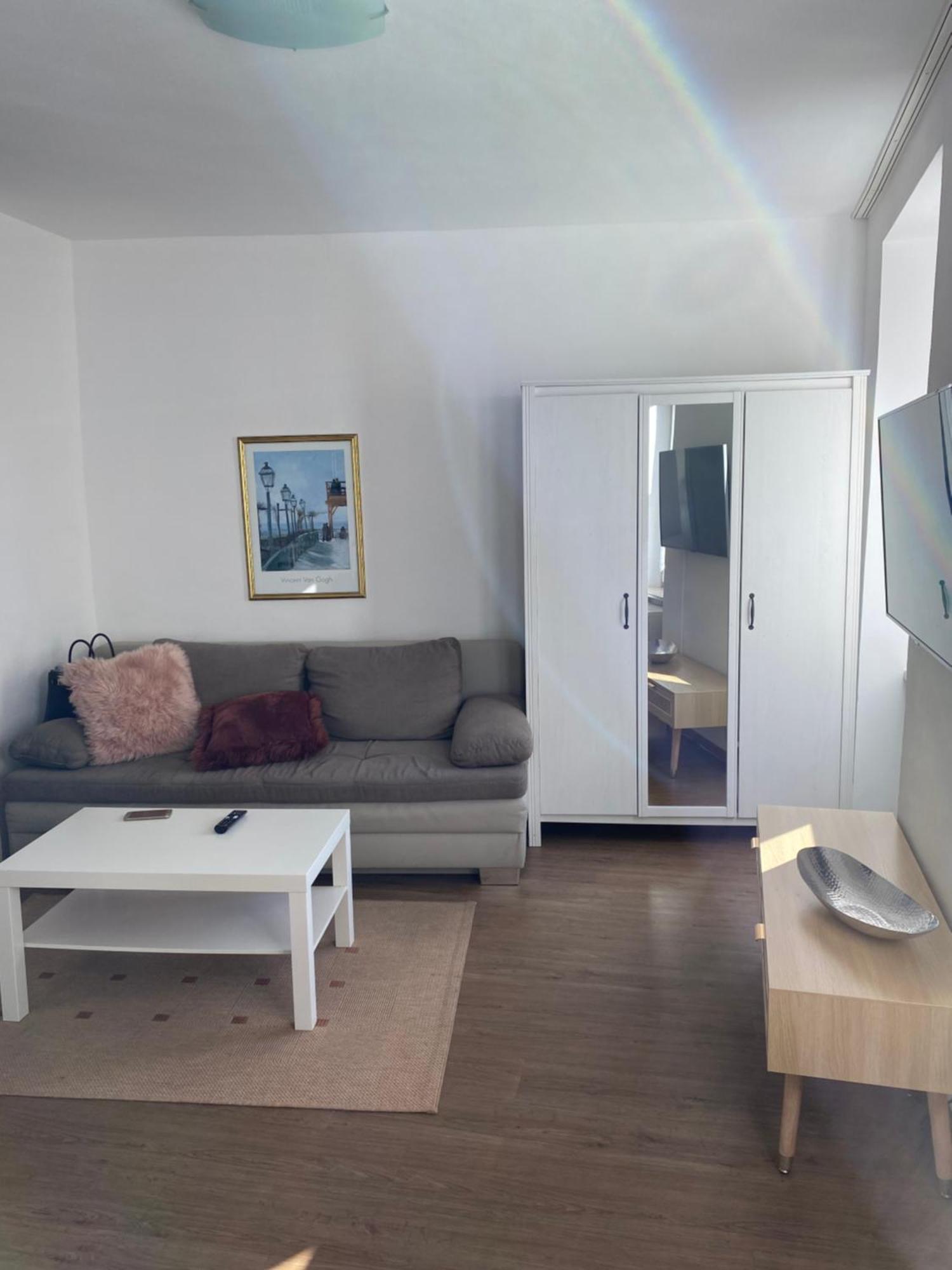 Ferienwohnung Zentral An Der Moselpromenade Целль-ан-дер-Мозель Екстер'єр фото